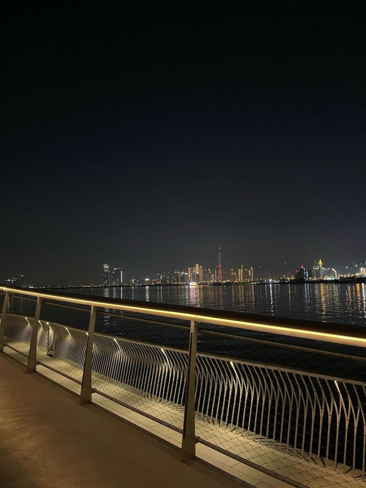 Apartment Palace Creek Harbour Residences Skyline
