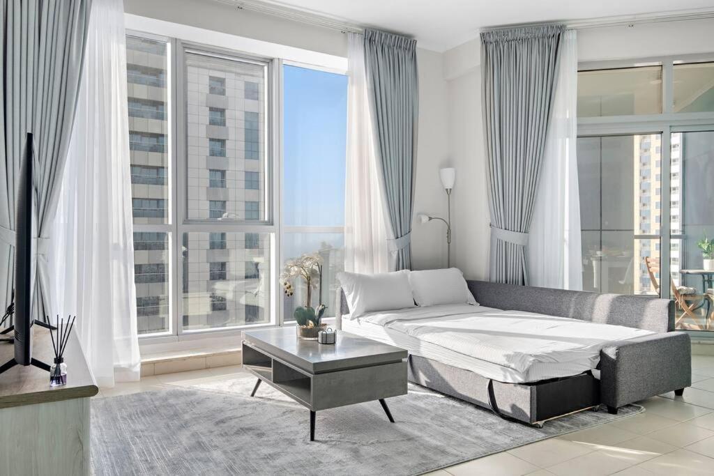 First Class 2br Sophisticated Retreat *