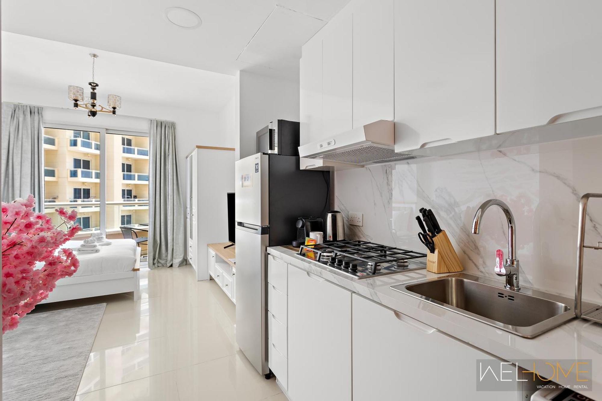 Welhome - Lovely In Production Apartment