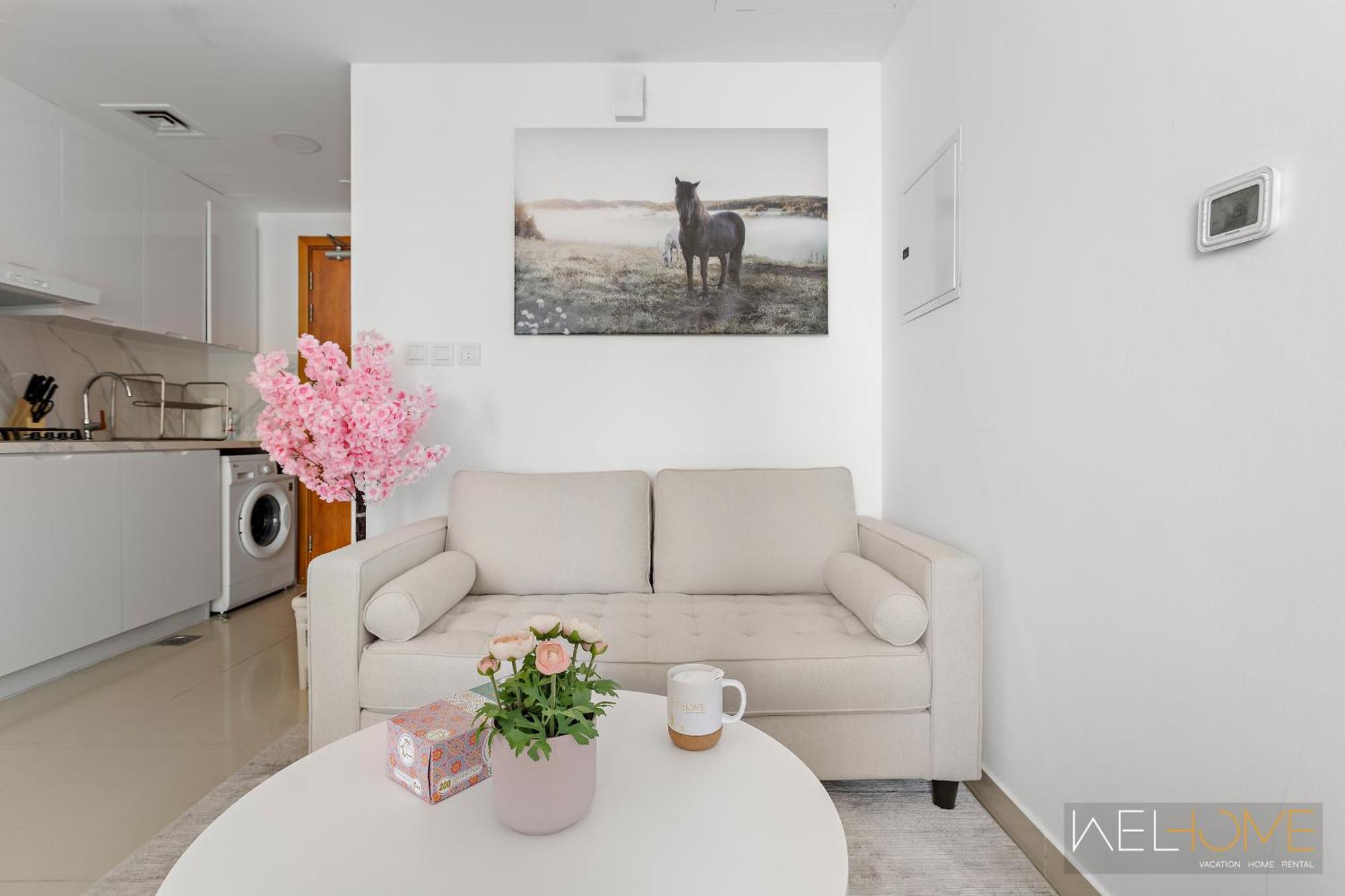 Apartment Welhome - Lovely In Production Dubai