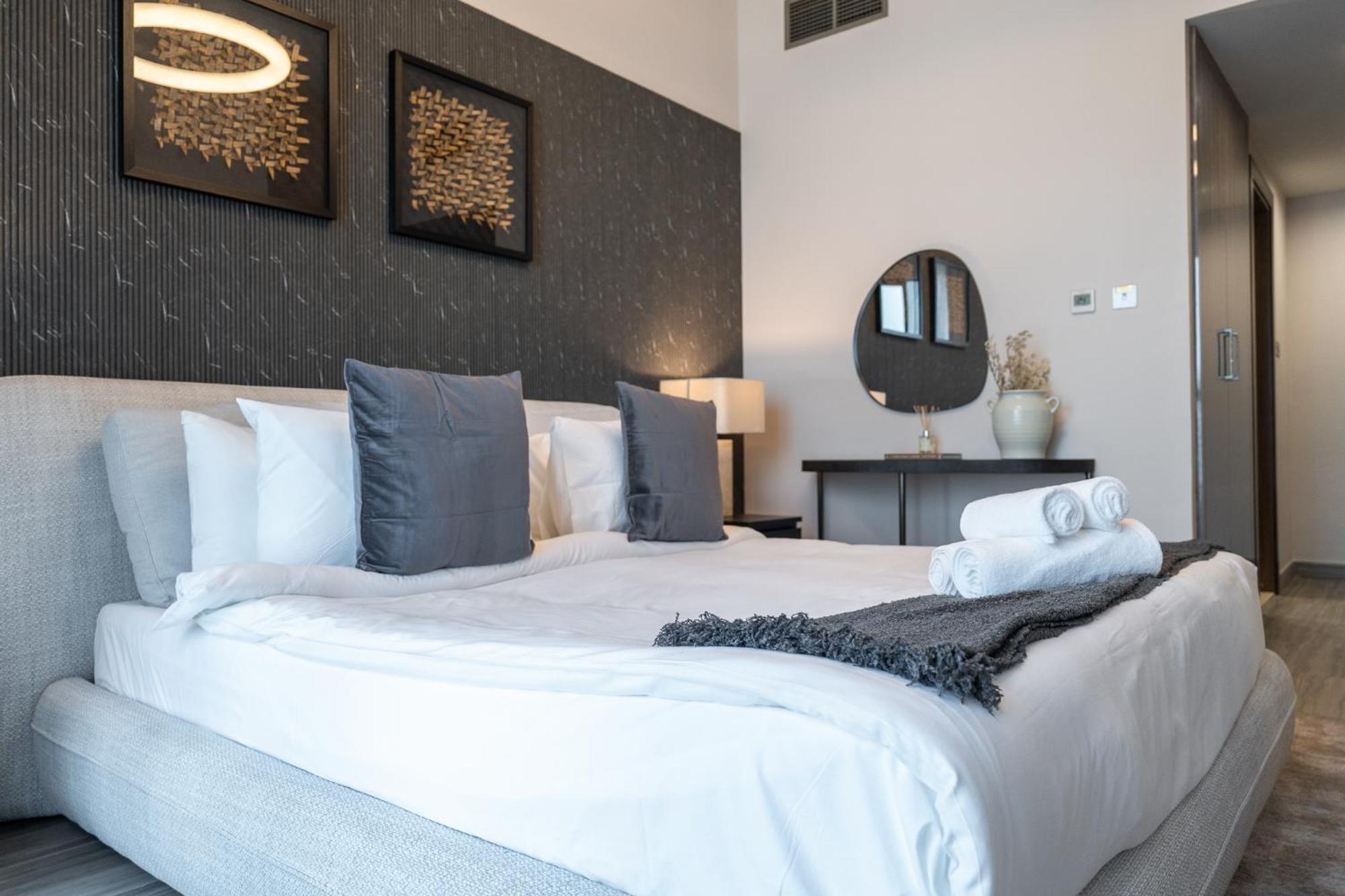 Remarkable 1 Bed In Mbl Tower, Jlt! Apartment *