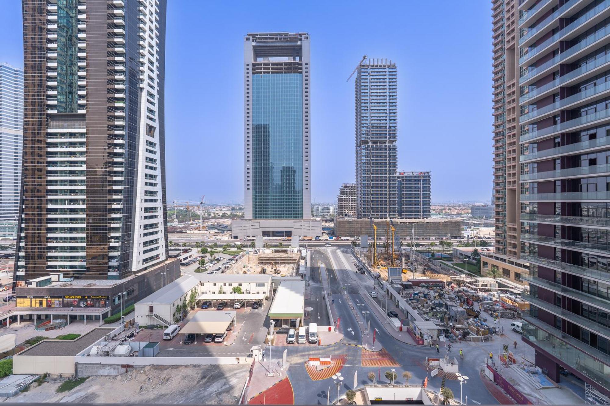 Remarkable 1 Bed In Mbl Tower, Jlt! Apartment Dubai