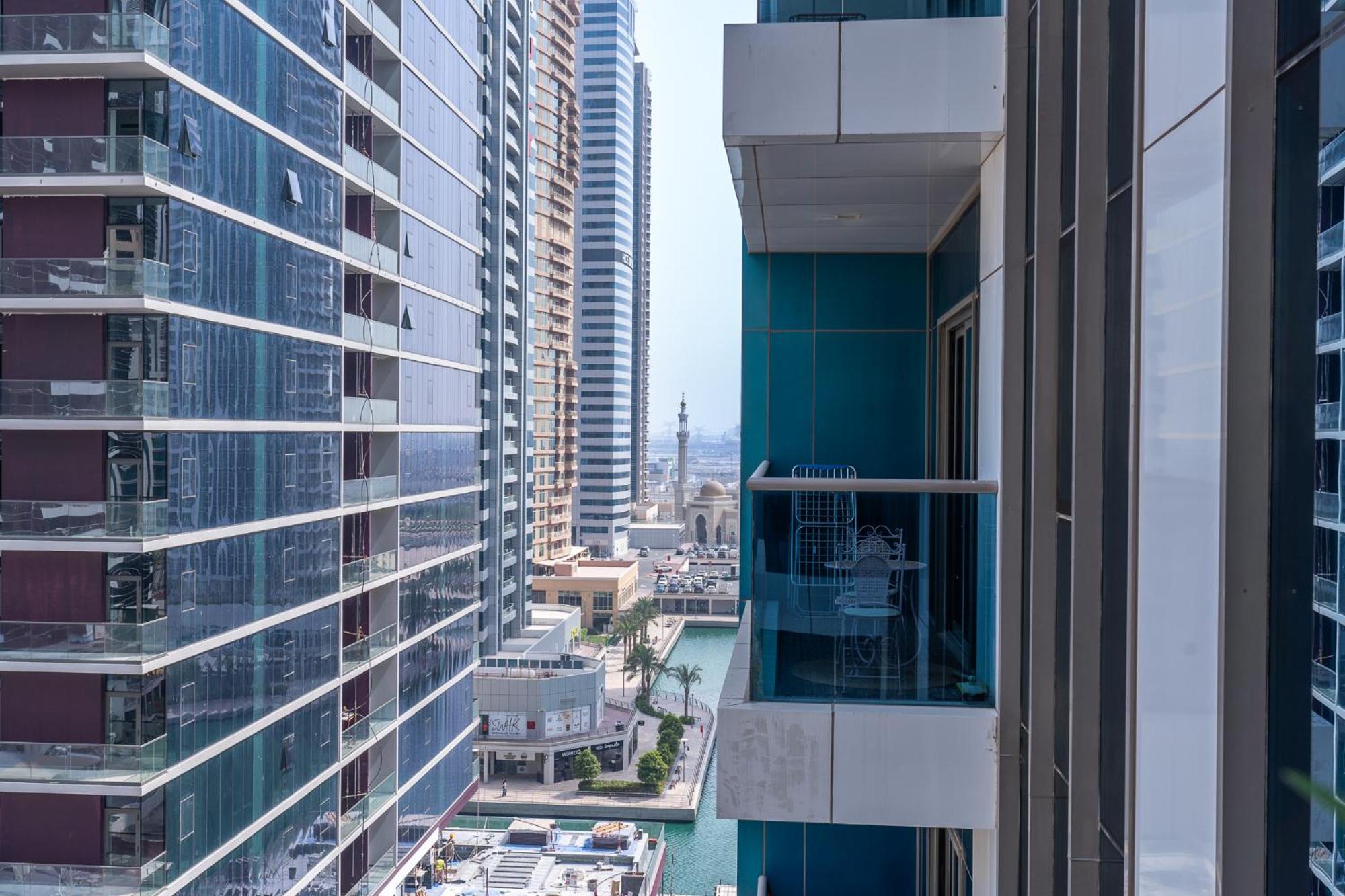 Apartment Remarkable 1 Bed In Mbl Tower, Jlt! Dubai