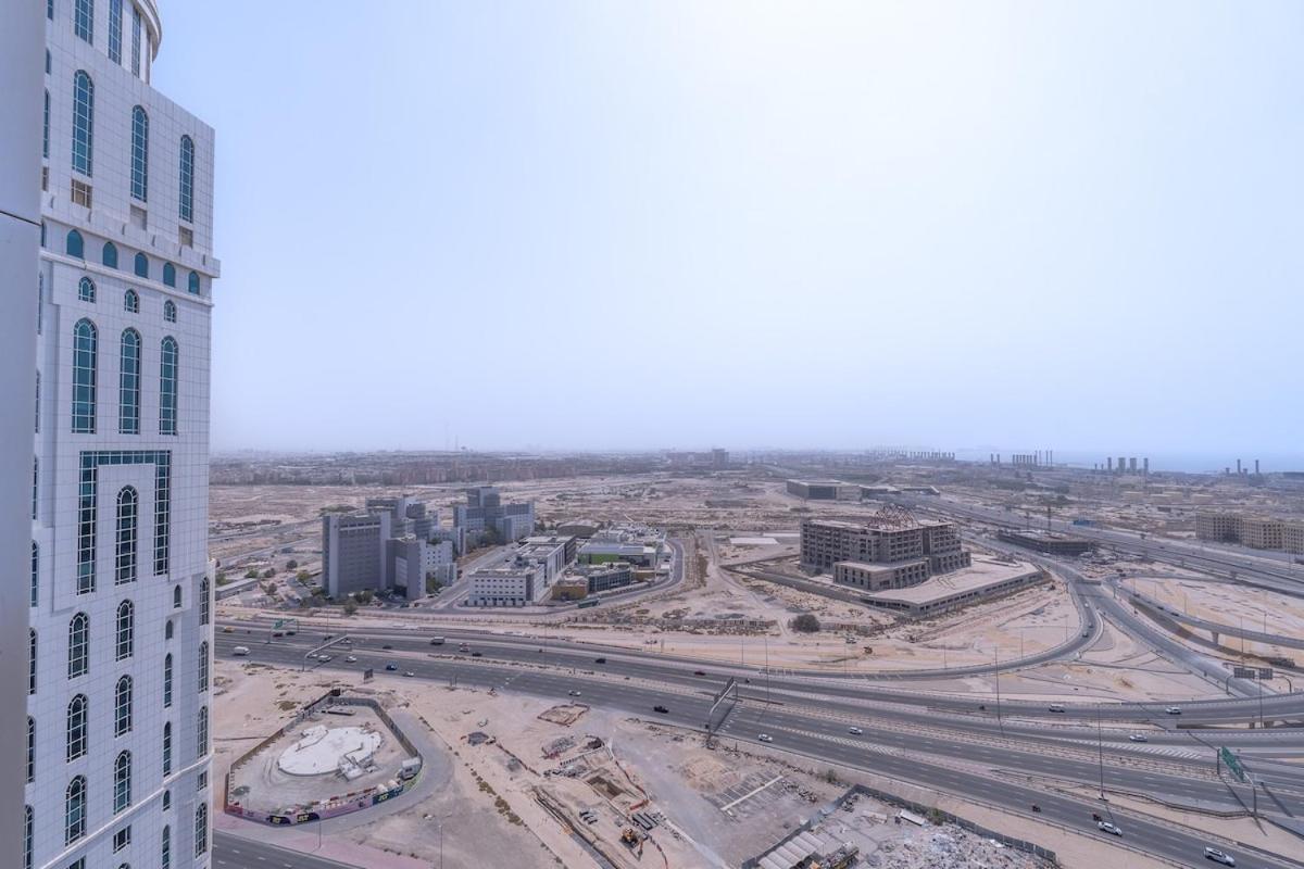 Apartment Elegant 1 Bedroom That Sleeps 3 Dubai