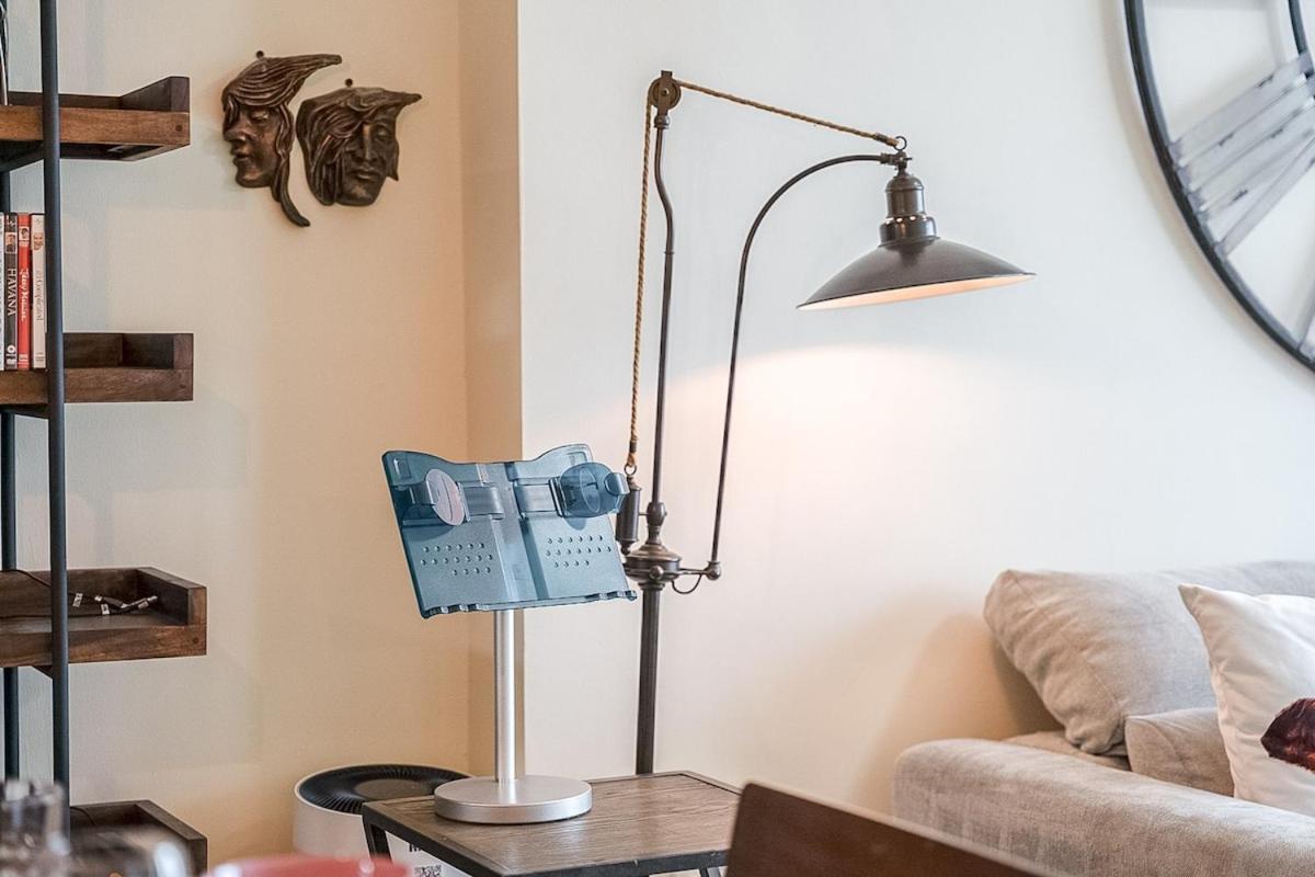 Apartment Elegant 1 Bedroom That Sleeps 3 Dubai