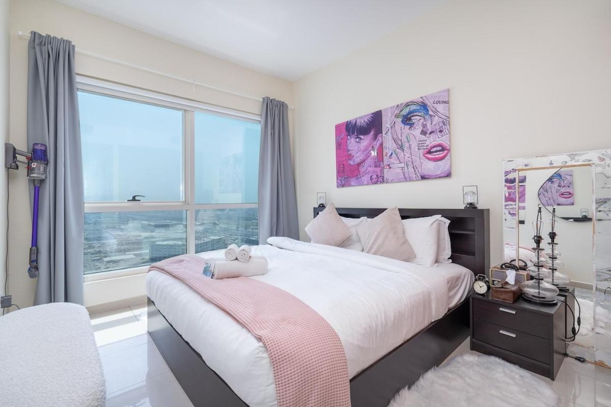 Elegant 1 Bedroom That Sleeps 3 Apartment Dubai