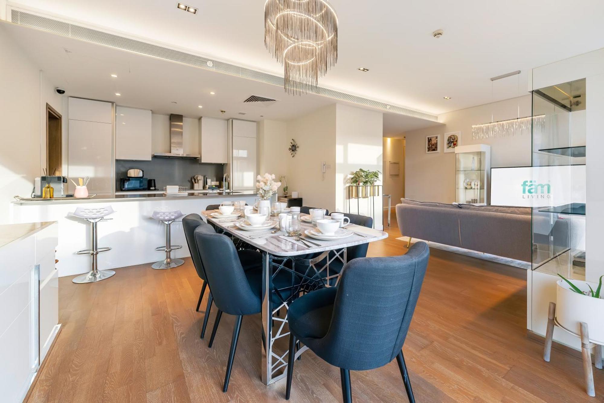 Fam Living - City Walk - Opulent Living *