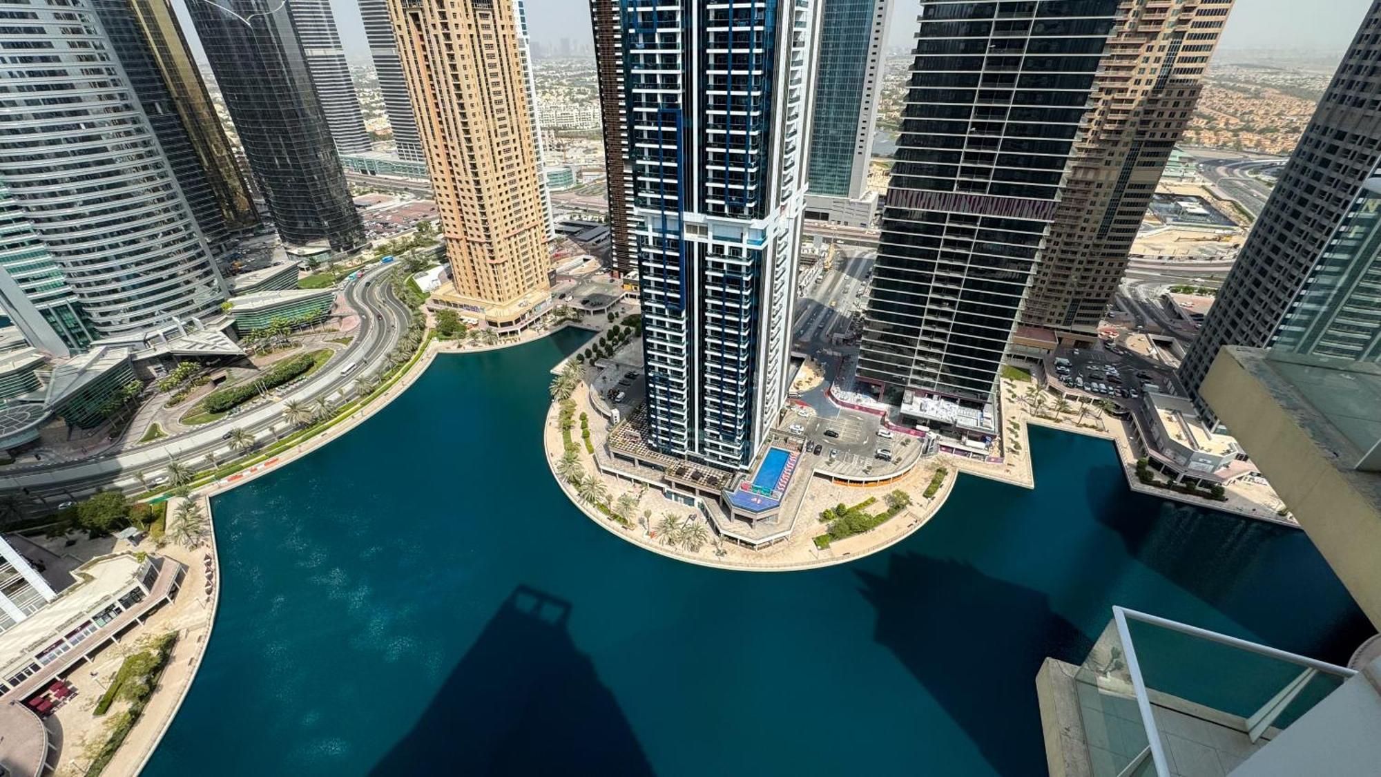 Jumeriah Tower *