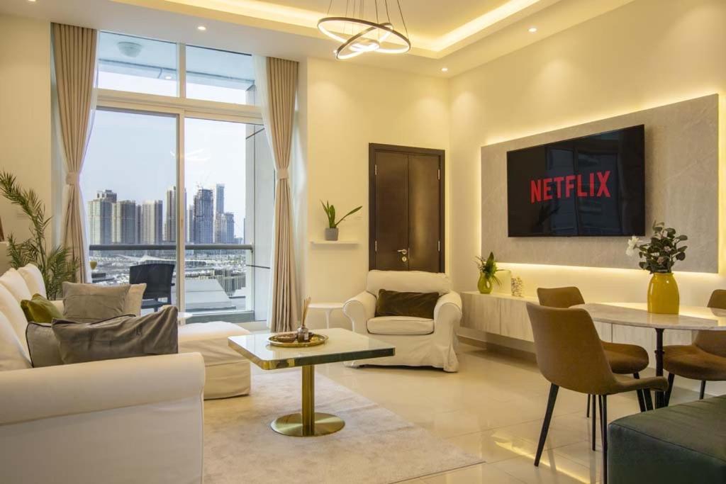 Apartment Vacation Friendly View Luxury 1bedroom- Walk To & Mall *