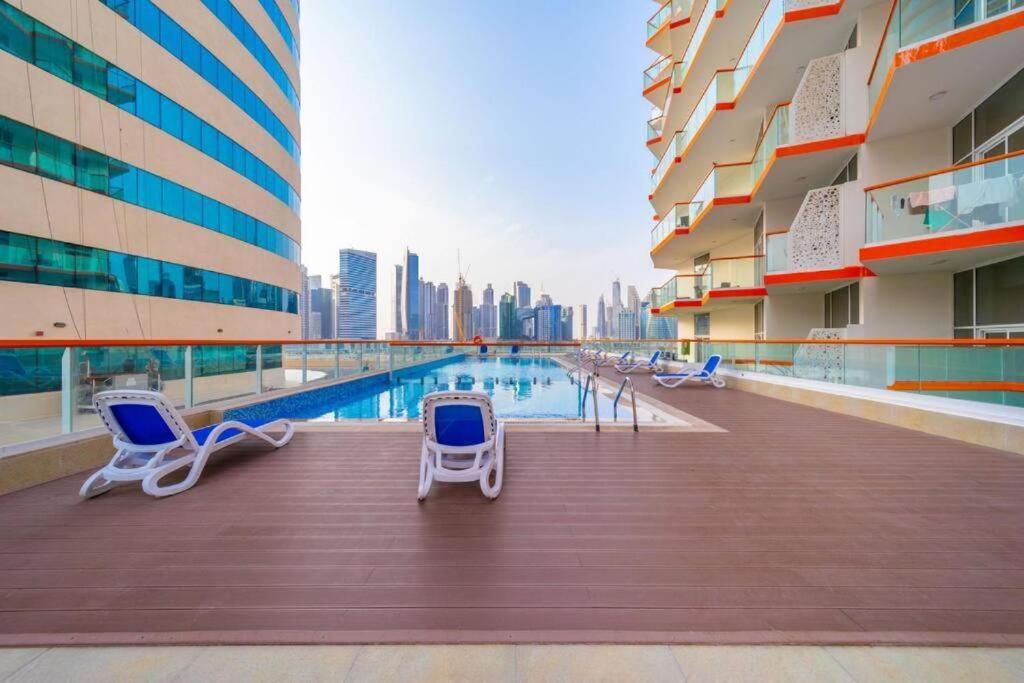 1 Bhk Furnished Luxury