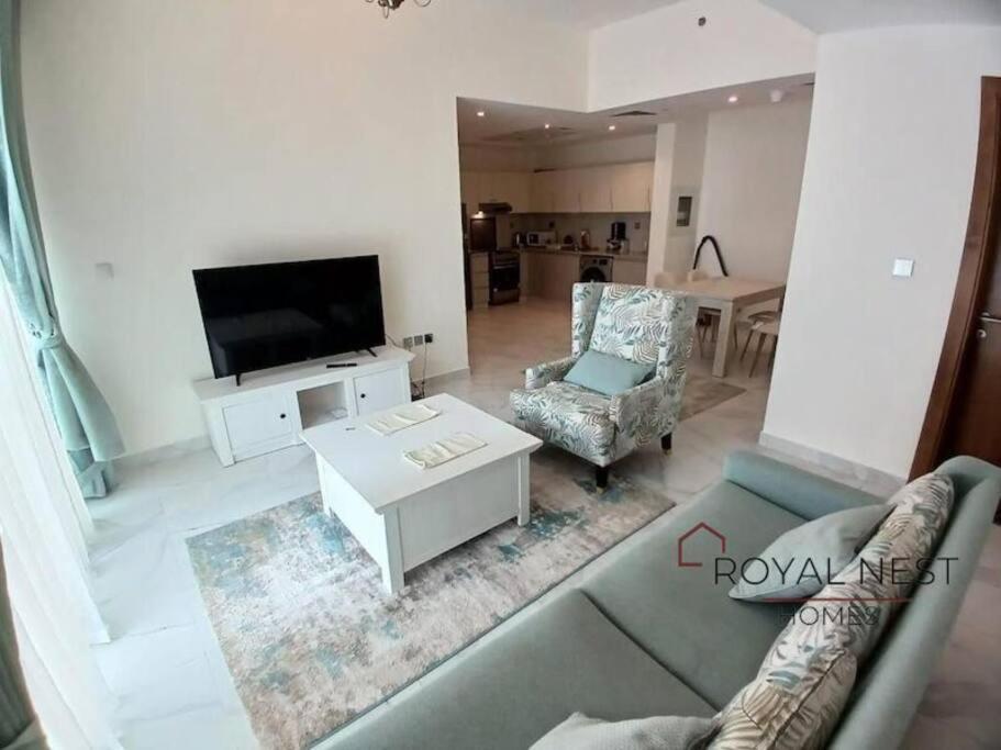 1 Bhk Furnished Luxury Apartment