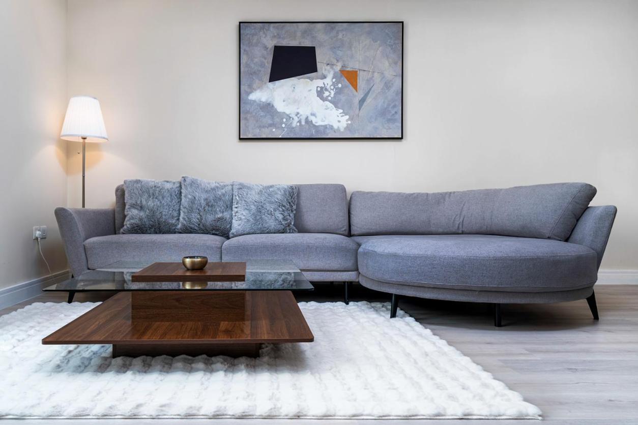 Apartment Contemporary 1 Bedroom In Al Jaddaf *