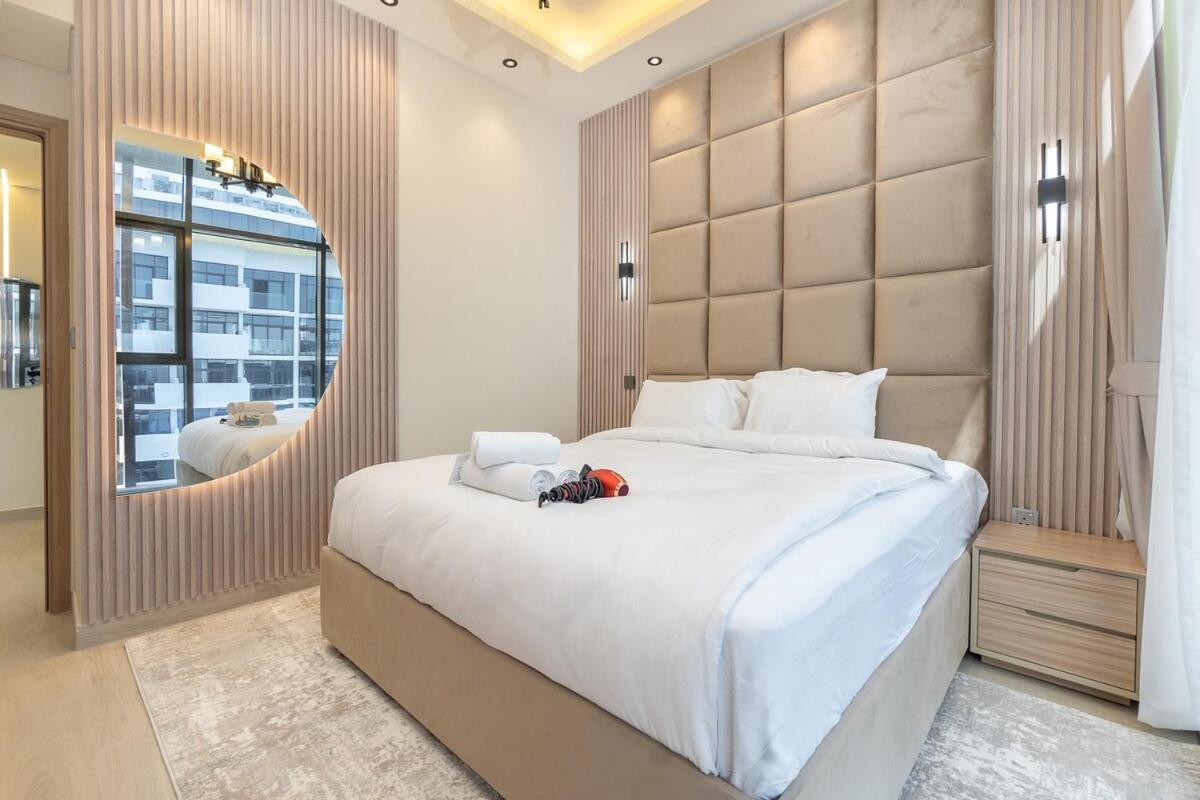 Elegant 1-bedroom Perfect For 4 At Azizi Riviera In Meydan One * Dubai