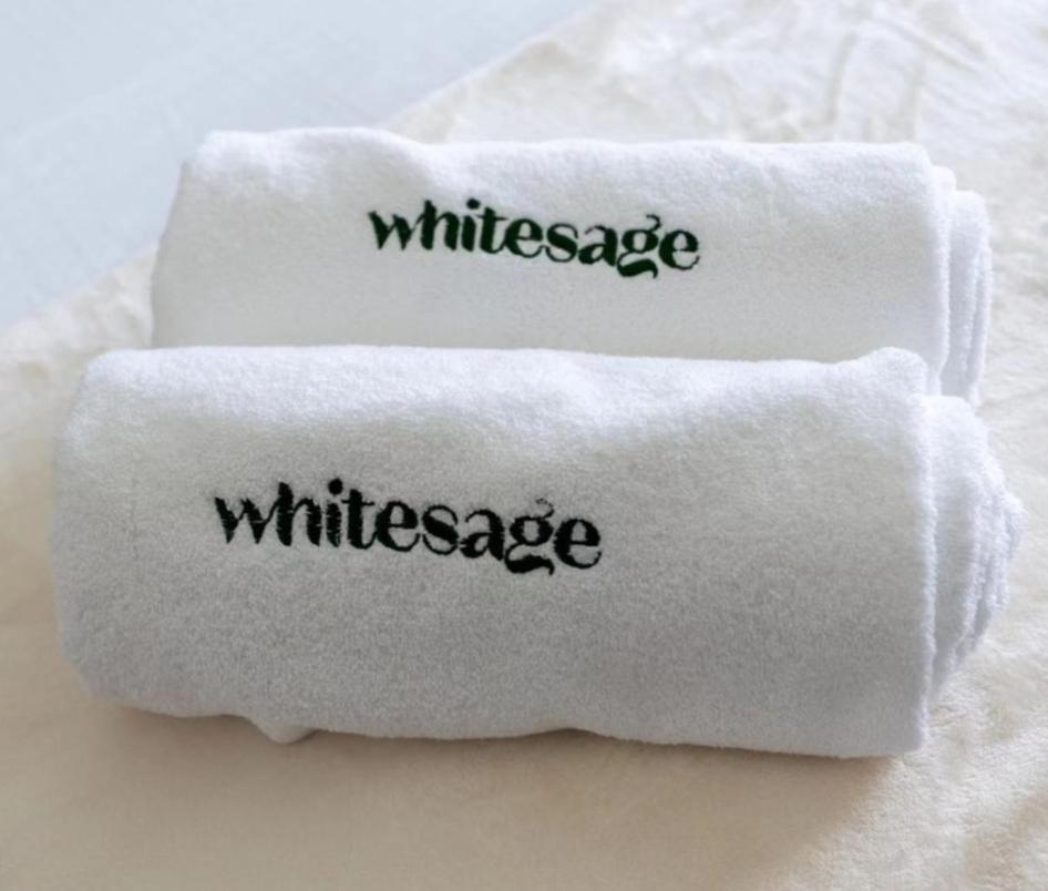 White Sage - Brand New With Panoramic New Views Apartment