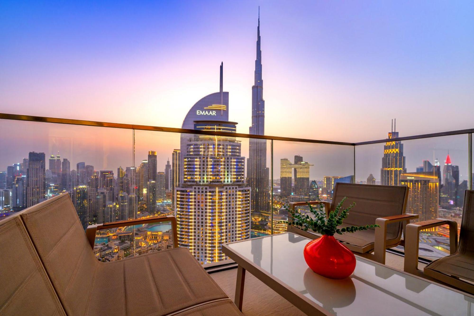 Spectacular 3 & Half Br In Downtown ,burj Khalifa View * Dubai