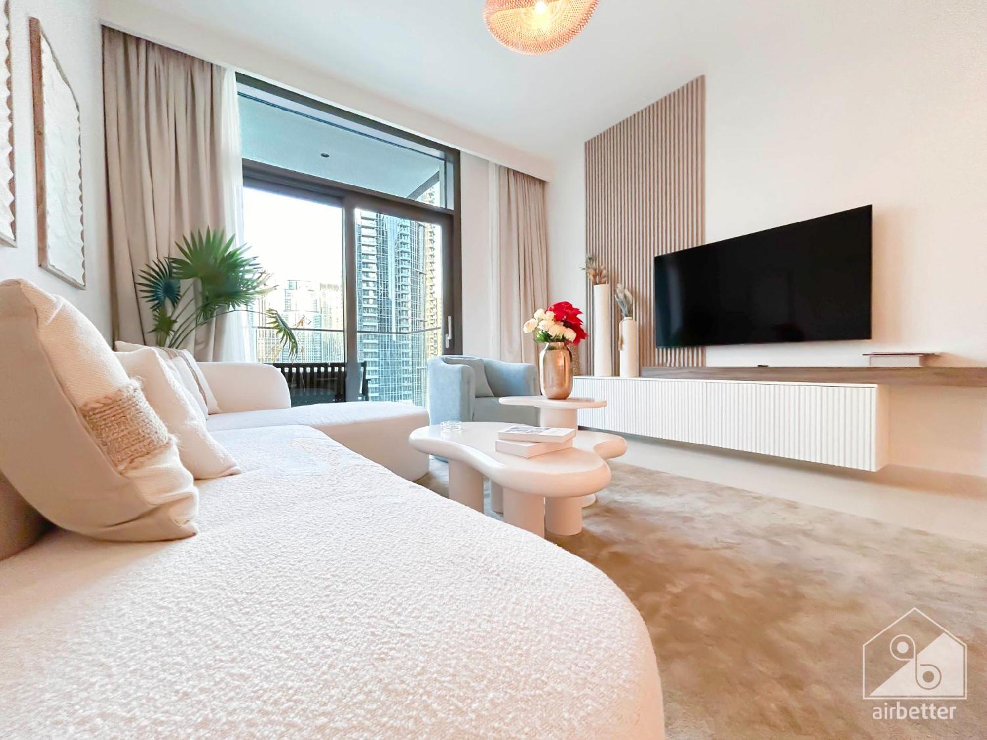 Luxury Burj Crown Downtown Balcony & View Dubai