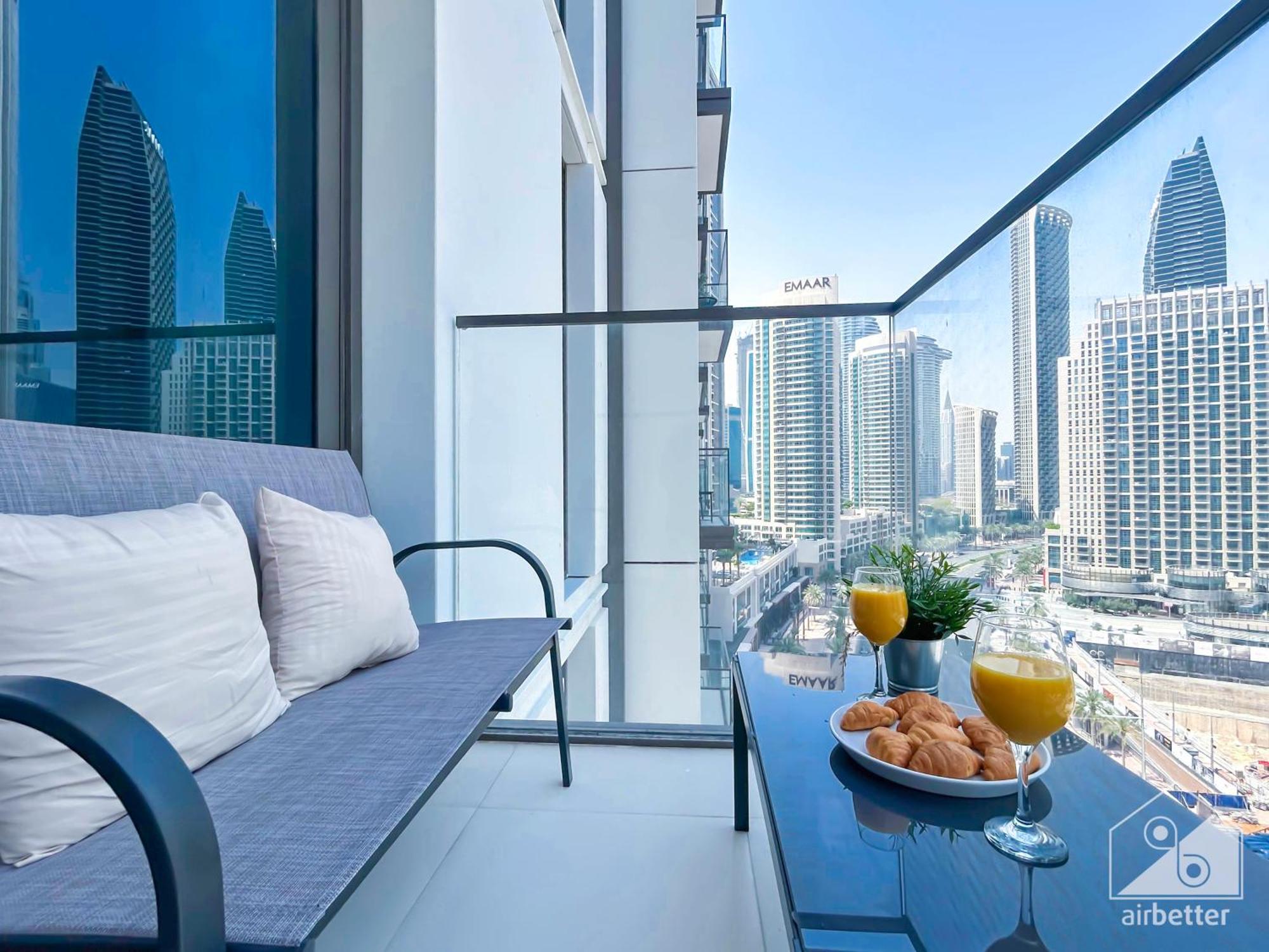 Luxury Burj Crown Downtown Balcony & View * Dubai