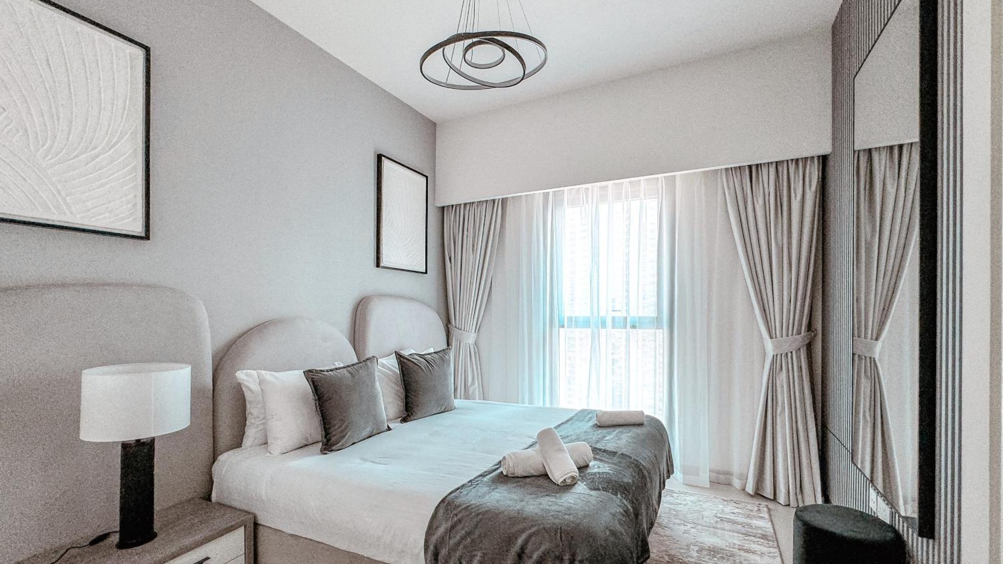 Luxury Burj Crown Downtown Balcony & View Dubai