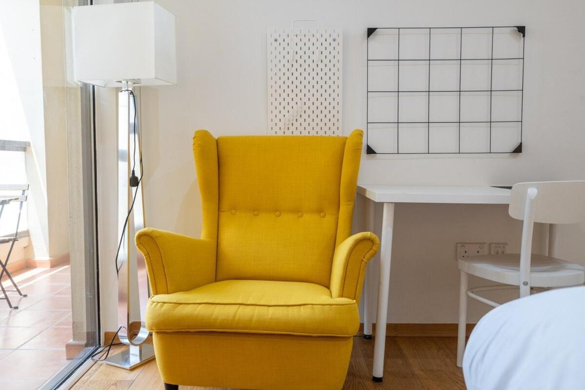 Stylish Pad Right By The Beach Holiday home *
