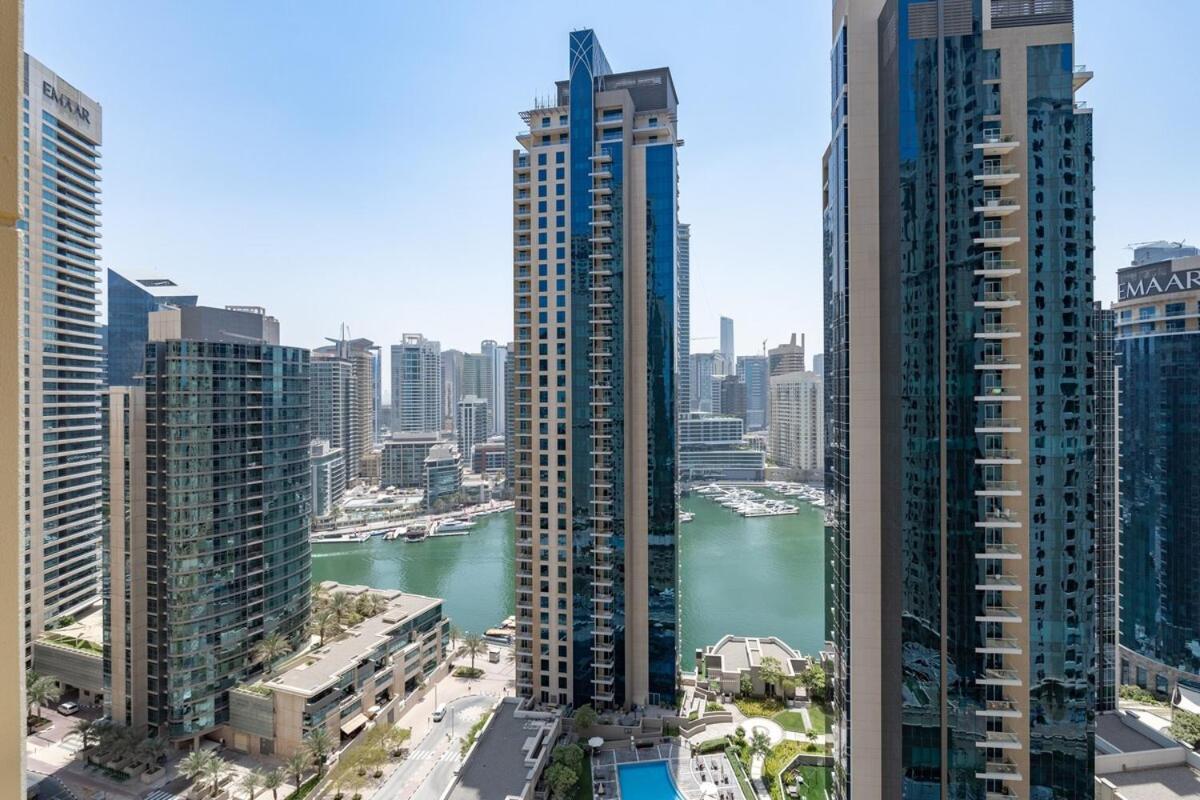 Stylish Pad Right By The Beach Dubai