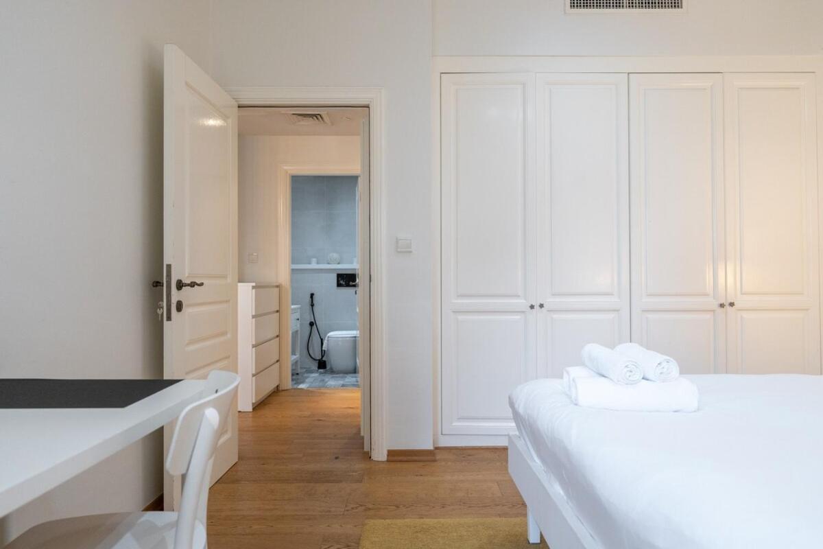 Stylish Pad Right By The Beach Holiday home Dubai