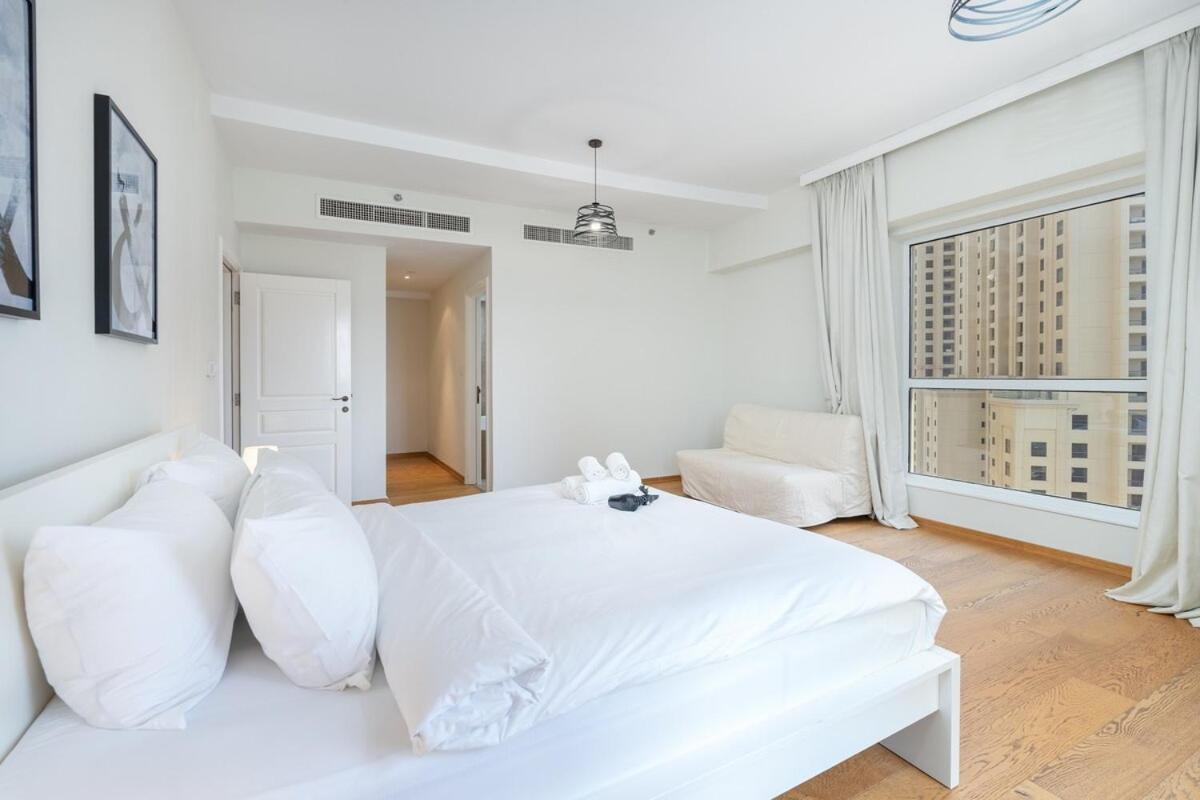 Stylish Pad Right By The Beach * Dubai