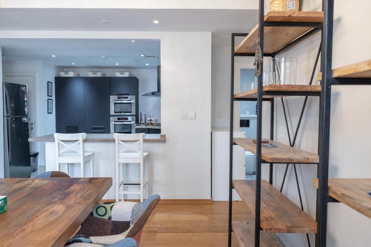 Stylish Pad Right By The Beach Holiday home *