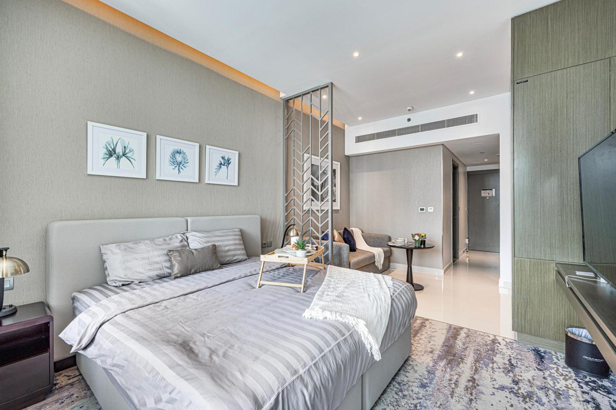 Livin' Holidays - Luxury With Bay View Apartment