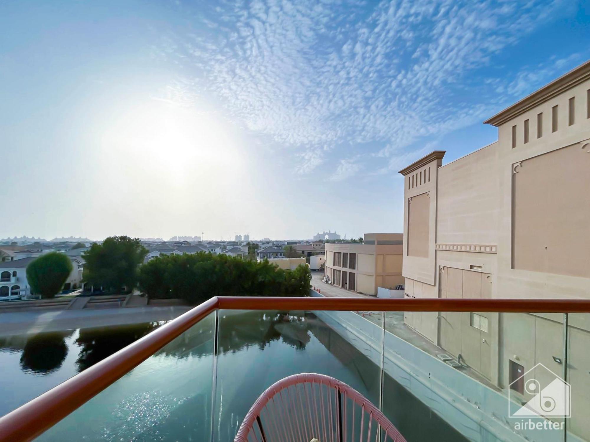 Apartment New! Luxurious With Breath-taking Palm Views Dubai