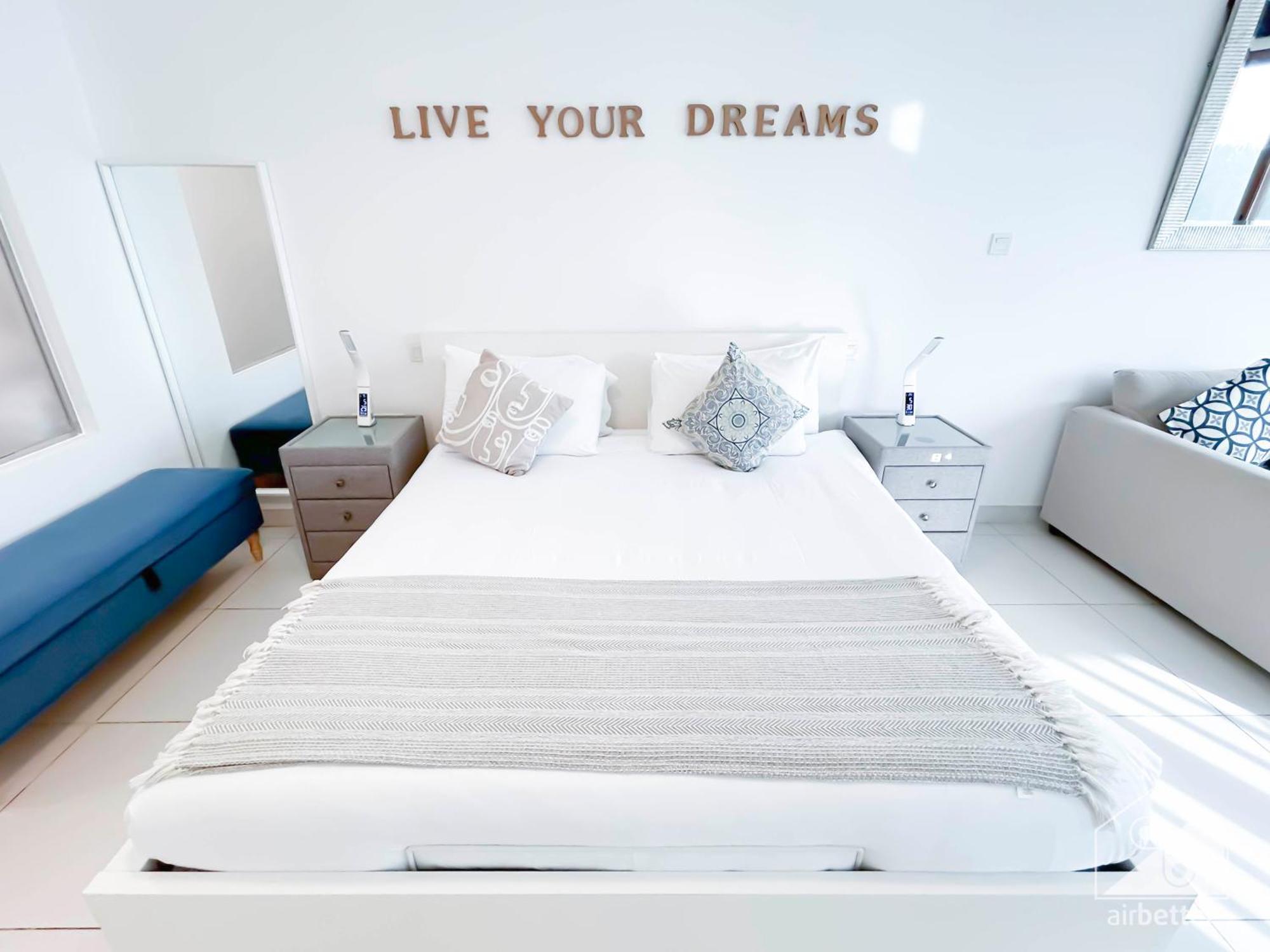 Apartment New! Luxurious With Breath-taking Palm Views