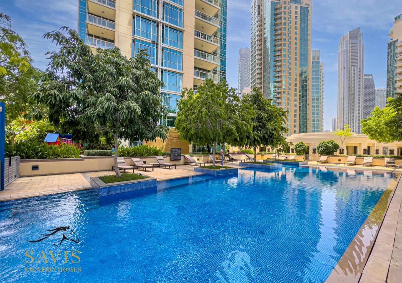 Savis Breathtaking Burj Khalifa View Apartment *