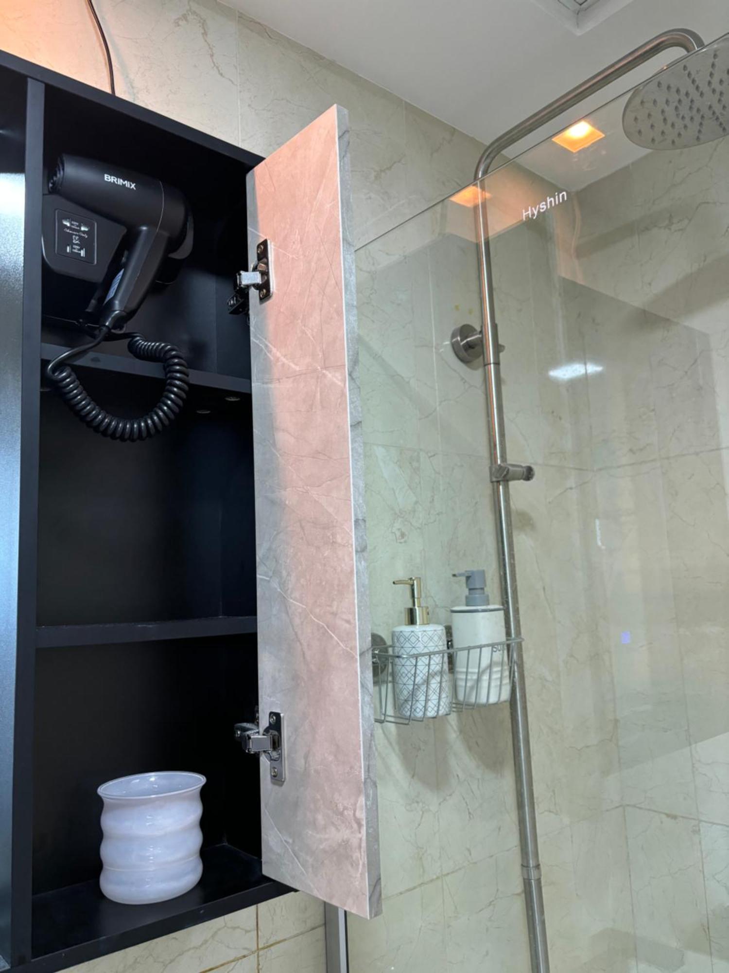 Vacation Friendly View Luxury 1bedroom- Walk To & Mall Apartment Dubai