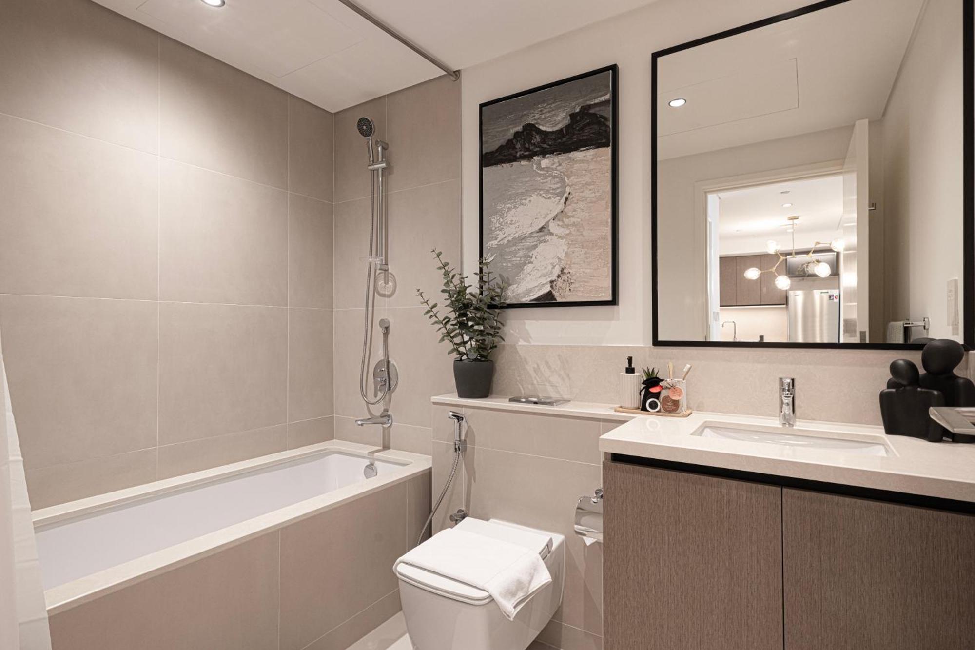 Apartment Burj Crown - Urban Chic Opera Boulevard View, Walk To Mall Dubai