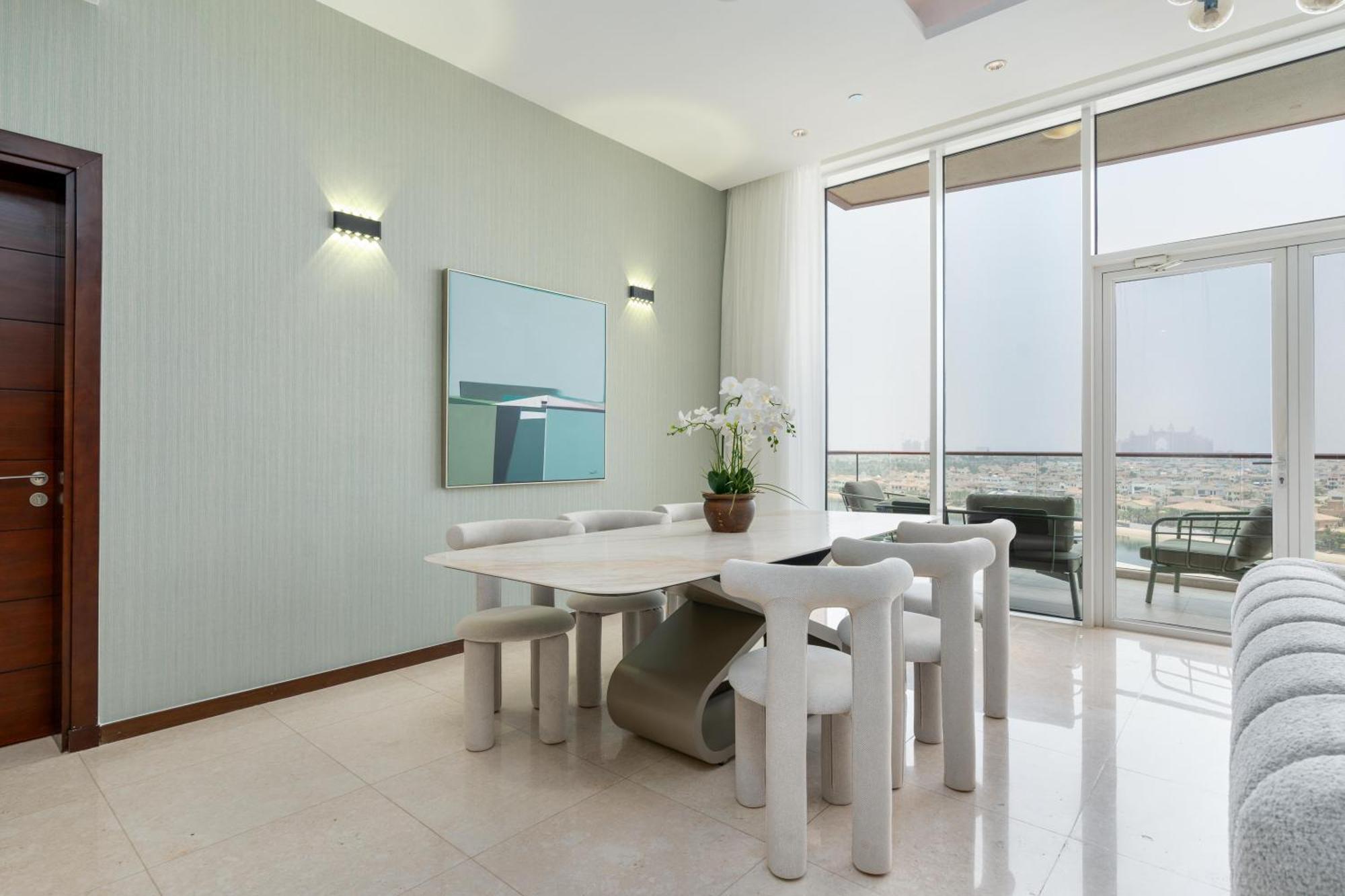 Tiara Residences - Luxurious Marina Living In Palm Jumeirah