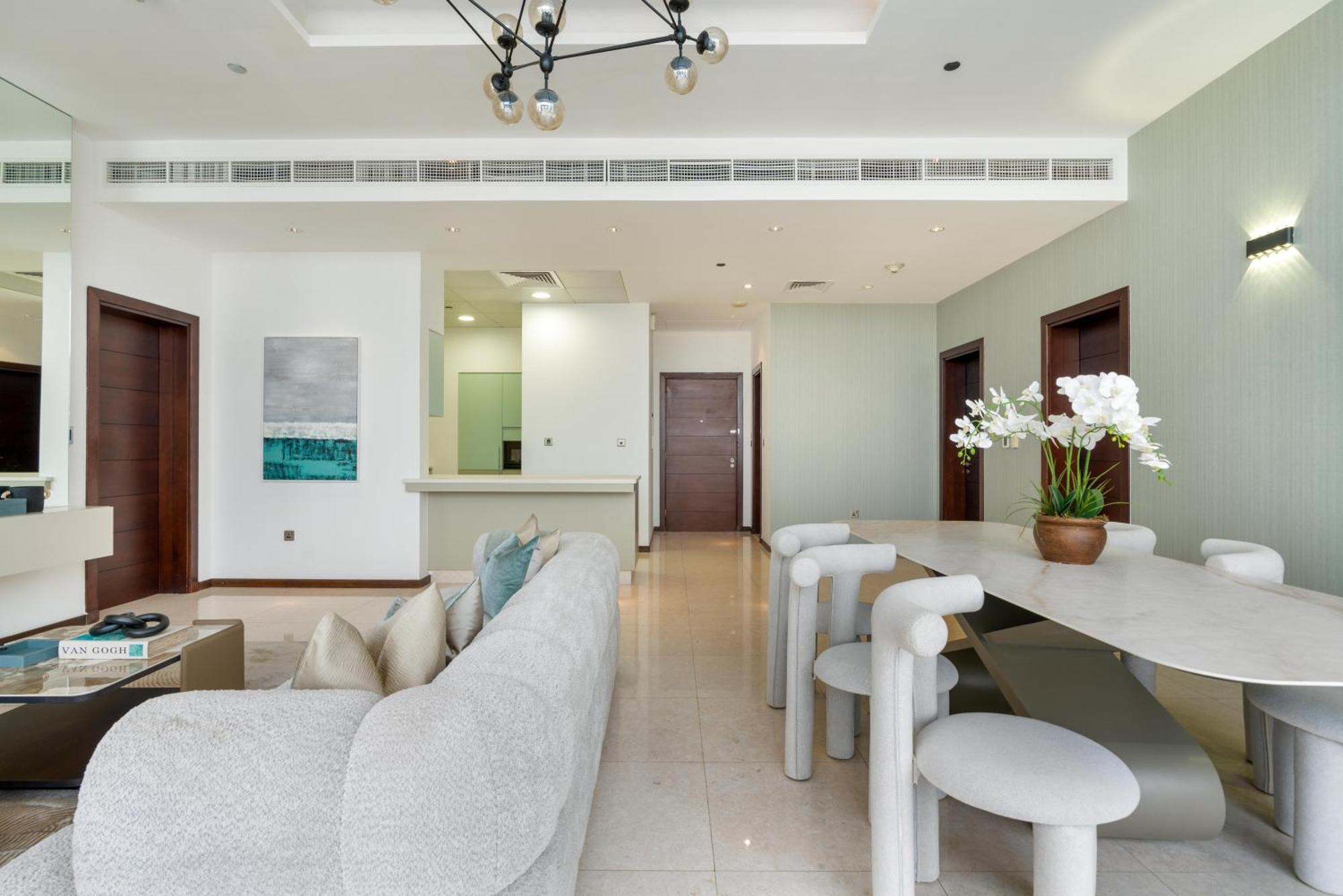 Tiara Residences - Luxurious Marina Living In Palm Jumeirah *