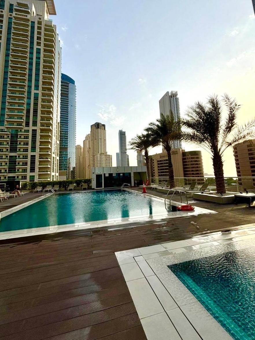 Vacation Friendly View Luxury 1bedroom- Walk To & Mall Apartment Dubai