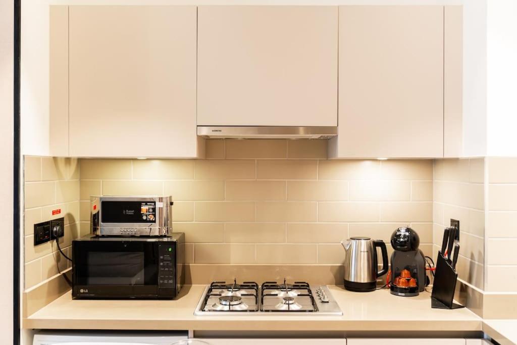 1bdr Sobha, Near Downtown, School & College Apartment Dubai
