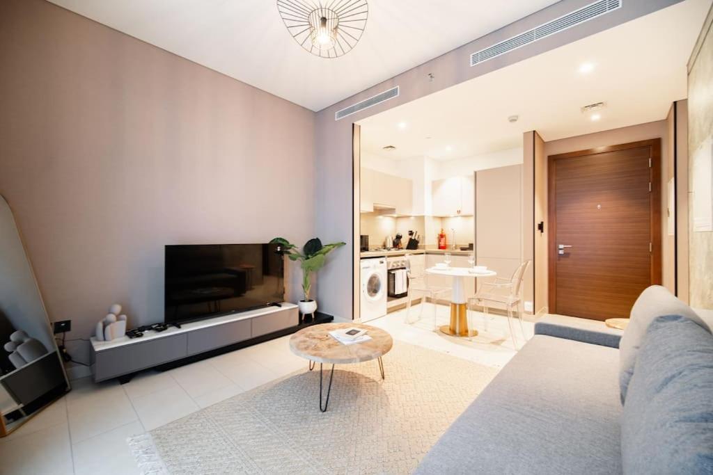 1bdr Sobha, Near Downtown, School & College