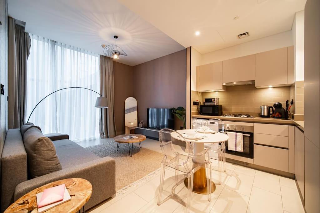 Apartment 1bdr Sobha, Near Downtown, School & College Dubai