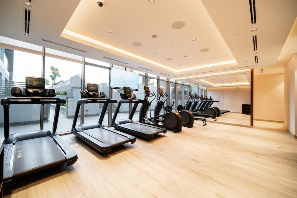 Apartment 1bdr Sobha, Near Downtown, School & College
