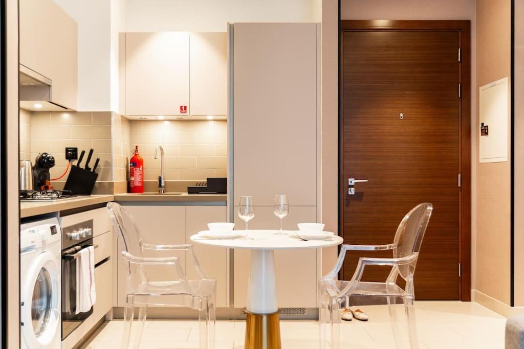 1bdr Sobha, Near Downtown, School & College