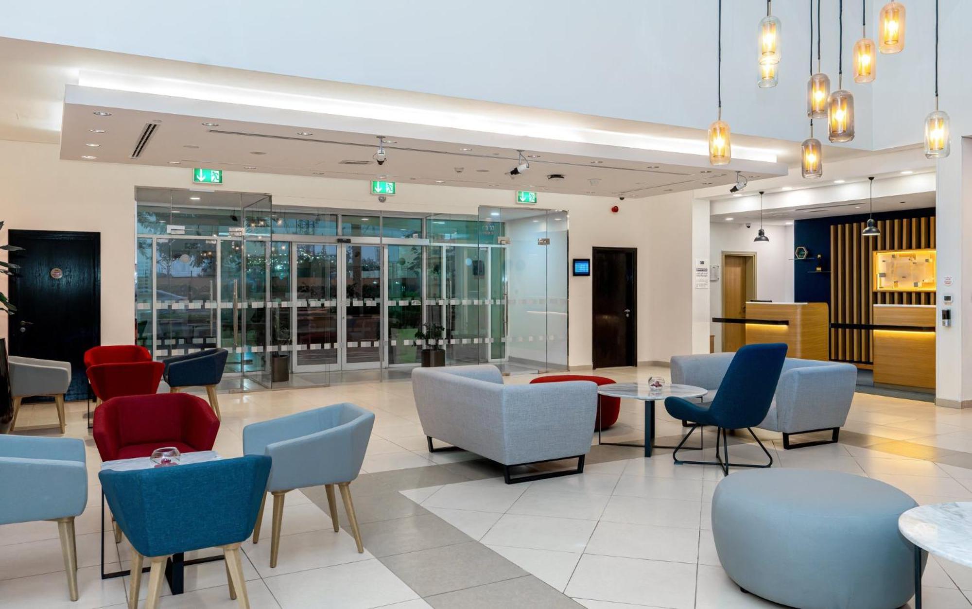 Express Dubai, Jumeirah By Ihg 3*