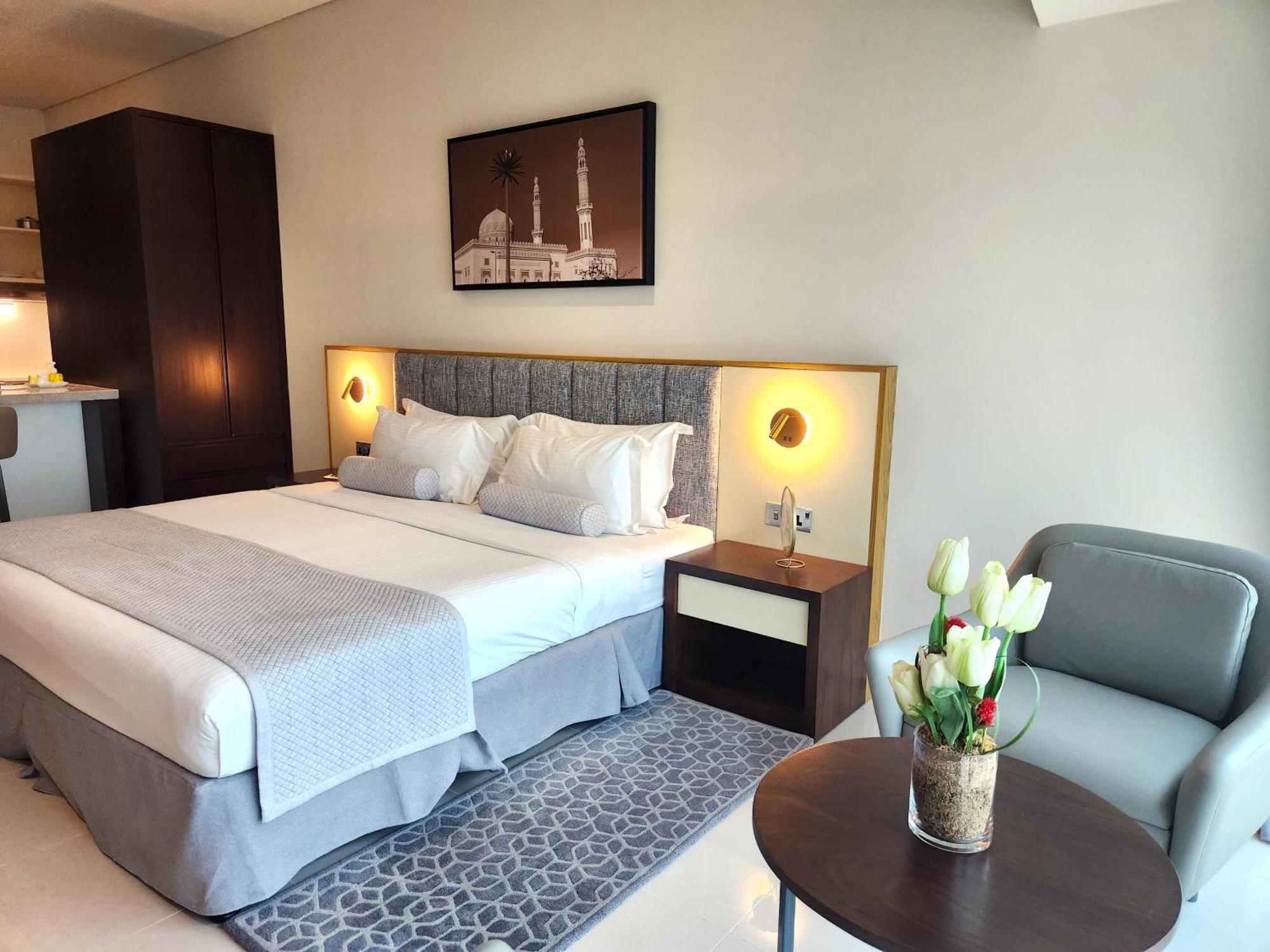 Ascott Park Place Apartment *