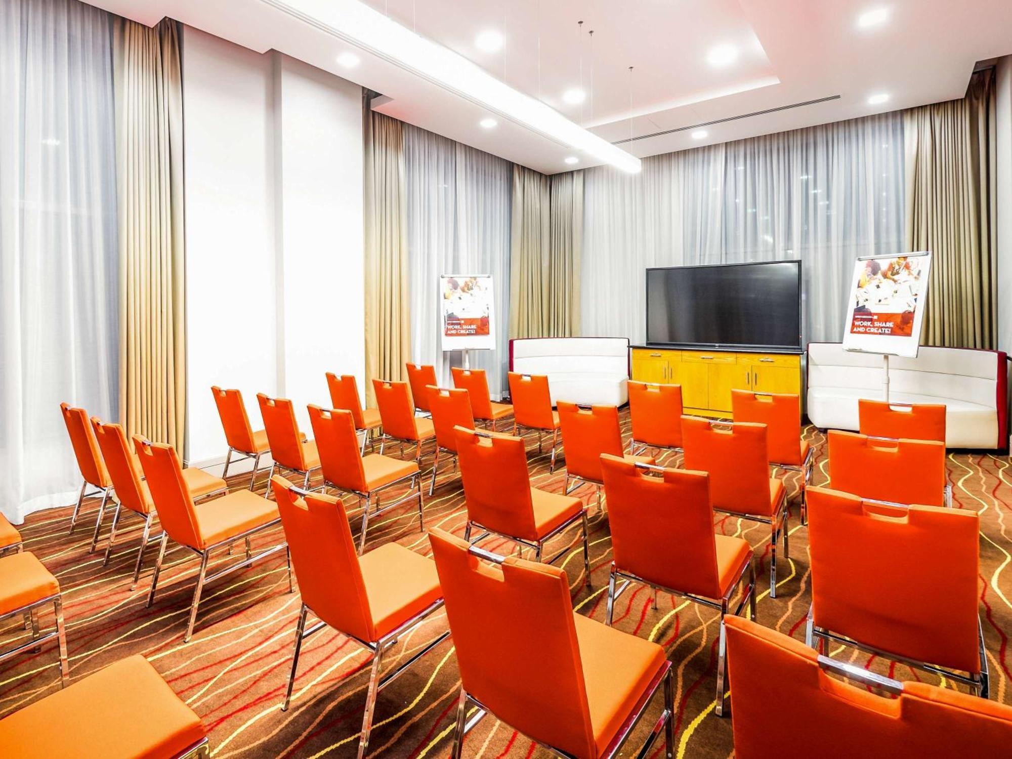 Hotel Ibis Mall Avenue