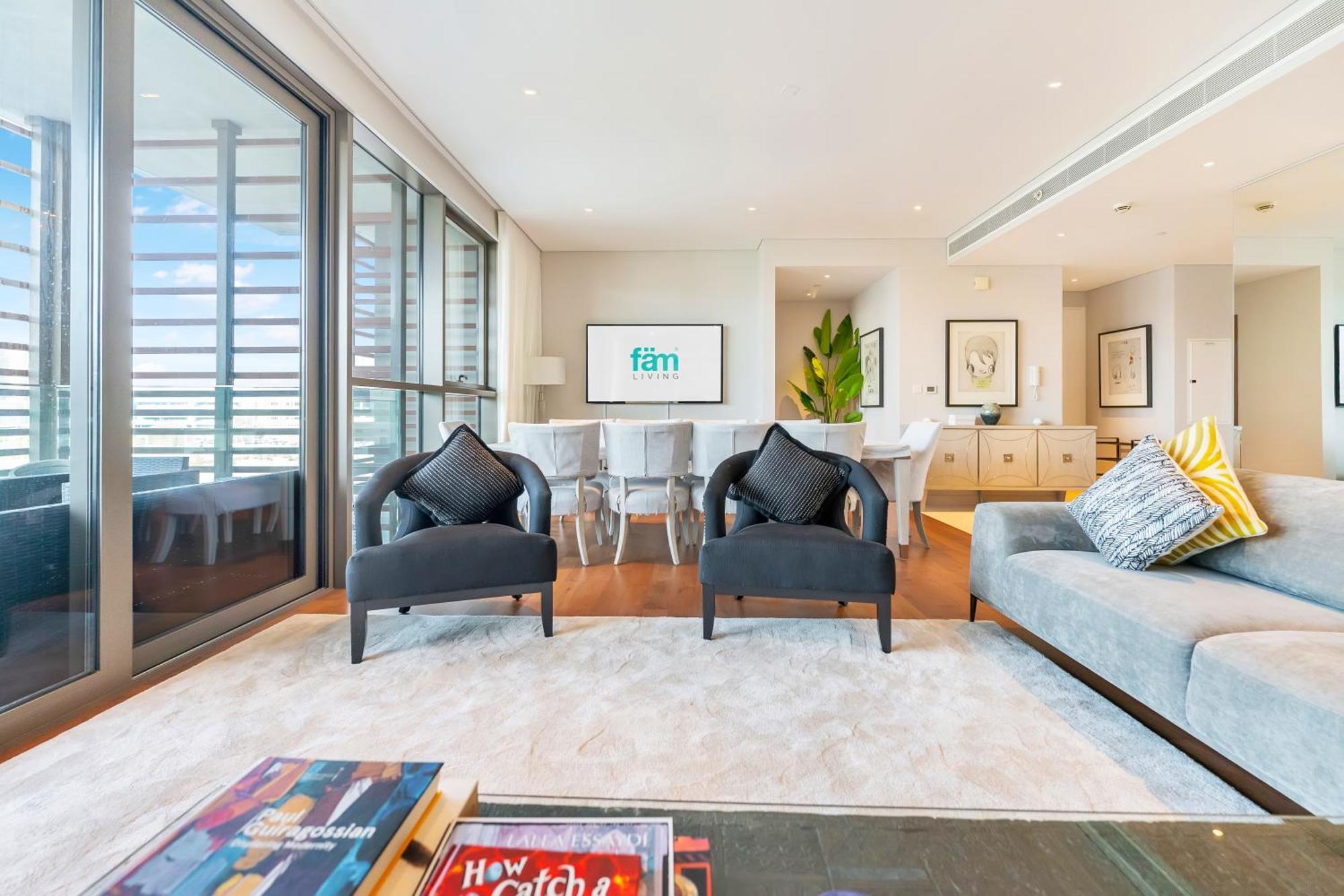Fam Living - City Walk - Opulent Living Apartment Dubai