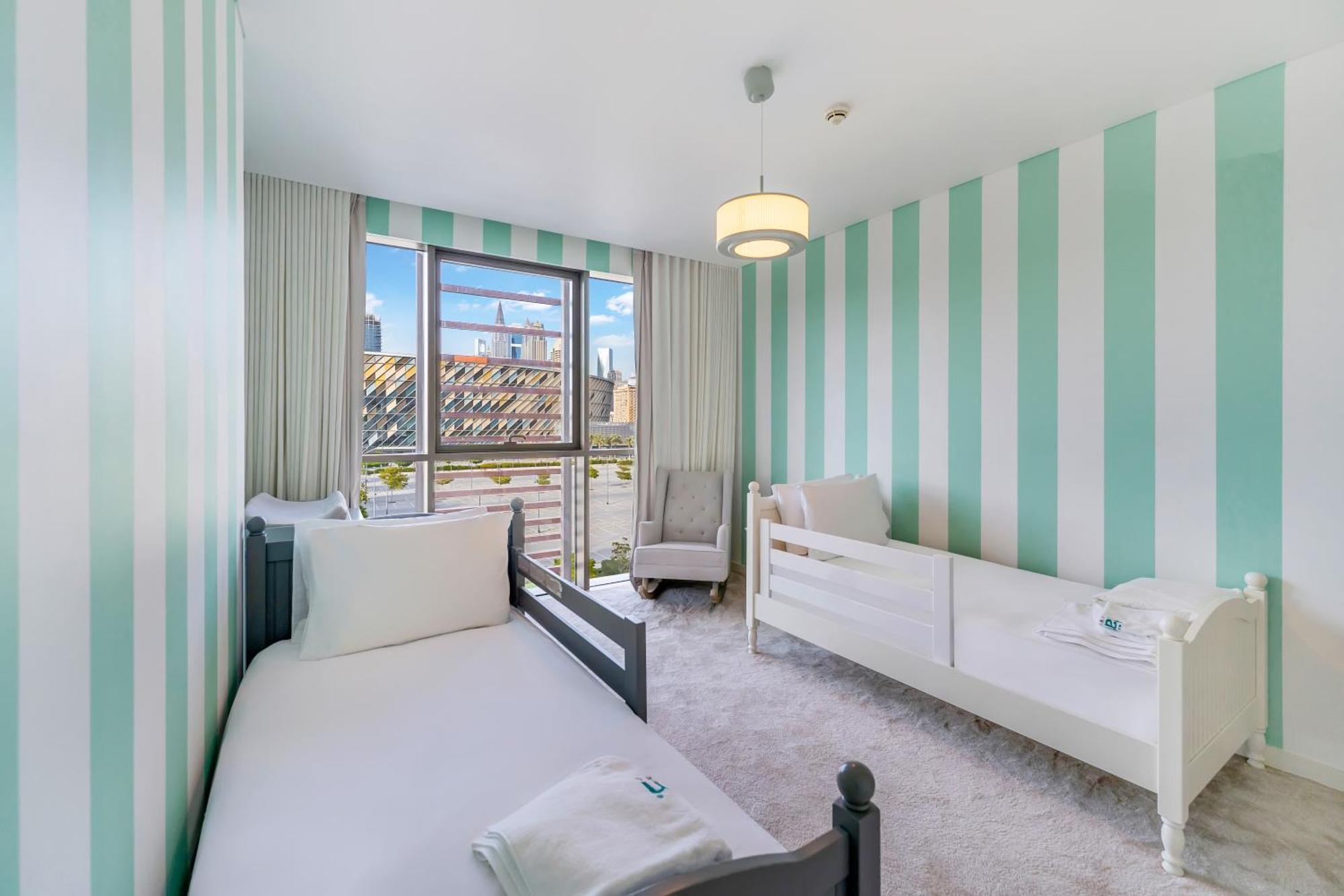 Apartment Fam Living - City Walk - Opulent Living