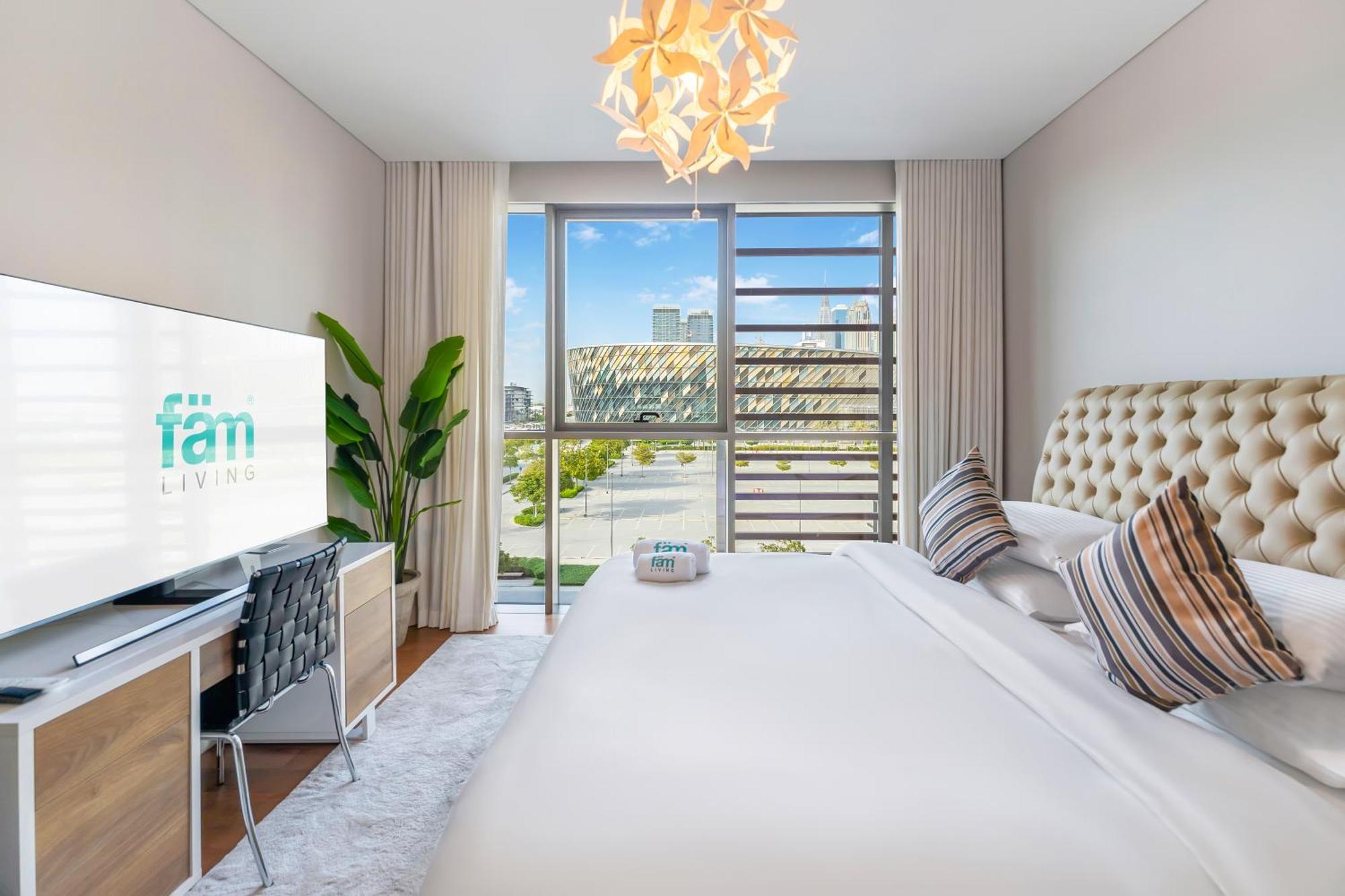 Fam Living - City Walk - Opulent Living Apartment *