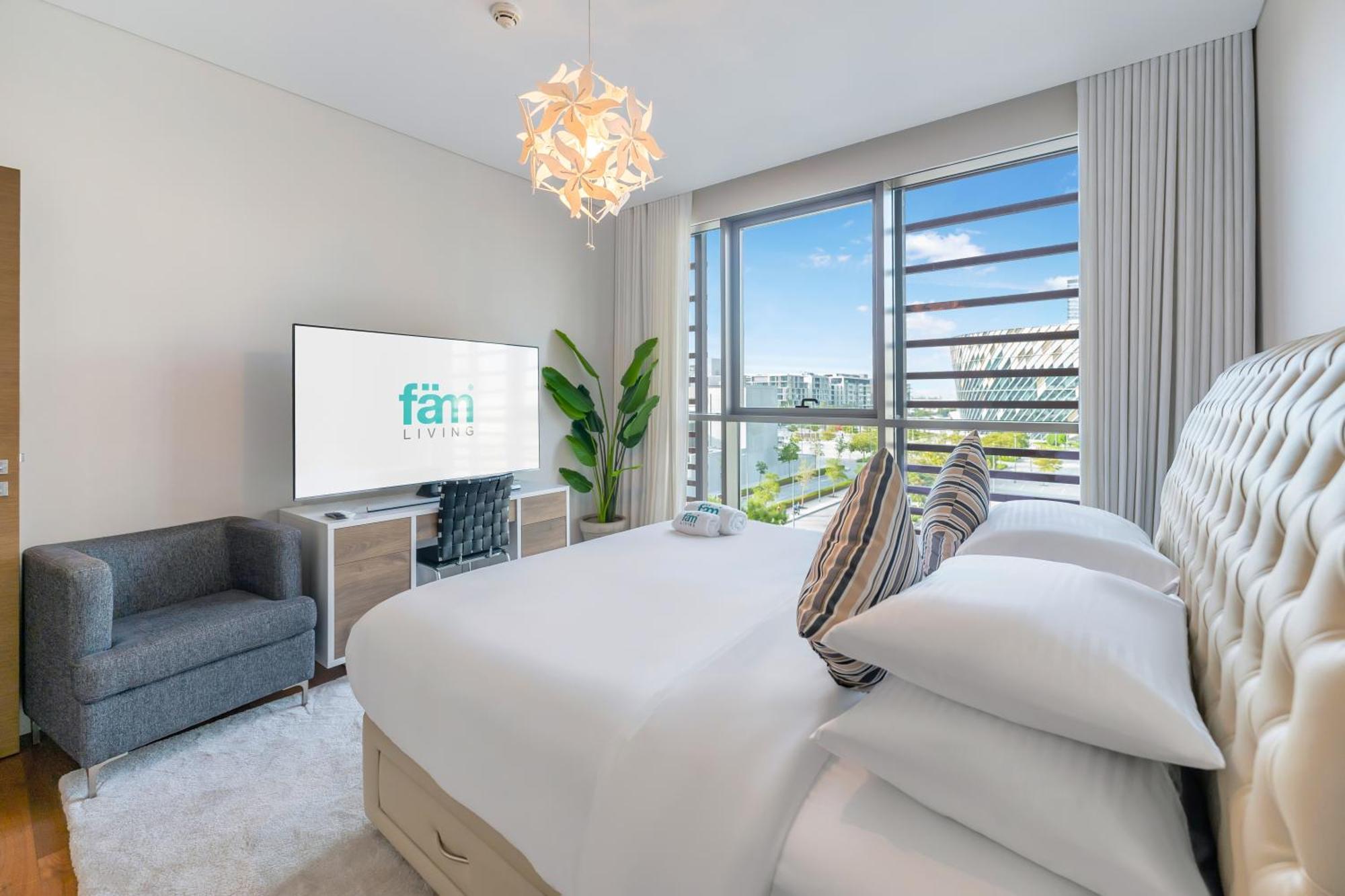 Fam Living - City Walk - Opulent Living *