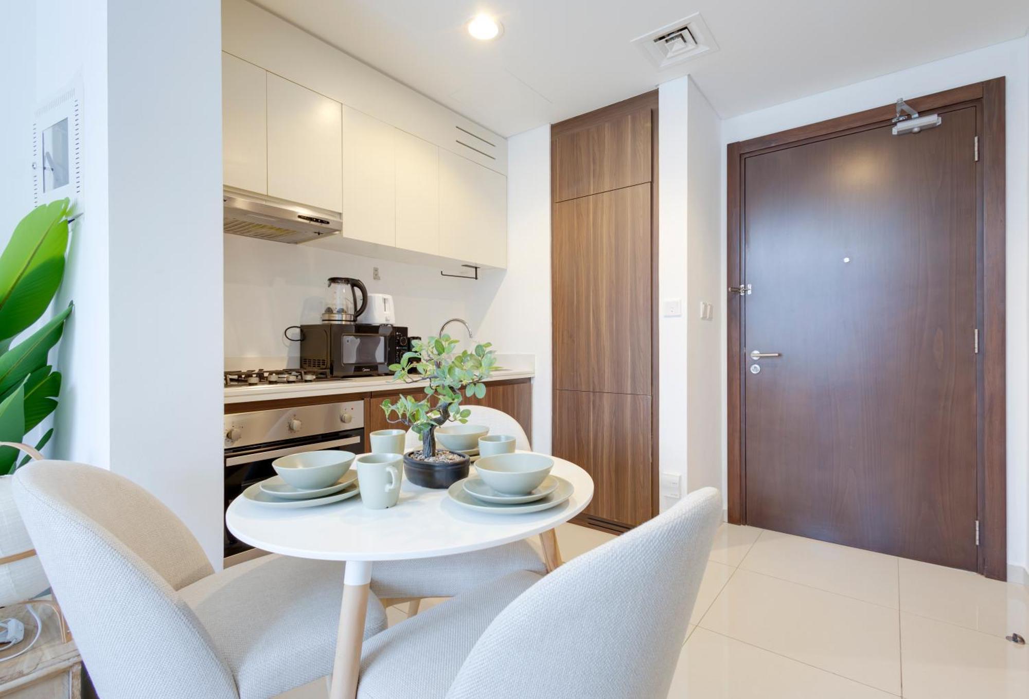Sophisticated Living 1br With Burj Khalifa View Apartment