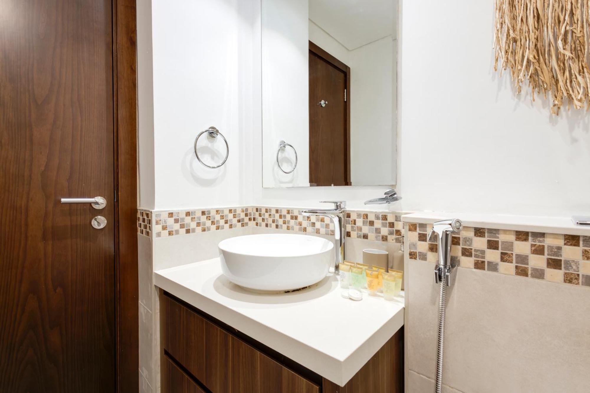 Apartment Sophisticated Living 1br With Burj Khalifa View *